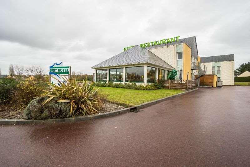 Brit Hotel De La Cote Des Havres Lessay Экстерьер фото